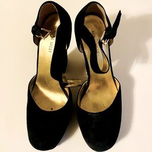 Platform 4” heels size 7.5